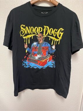 Snoop Dogg Graphic Tee - Black with Yellow & Blue Art